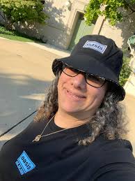 Flat Manny waiting for the start of the Avenged Sevenfold/System of a Down  concert at Soldier Field