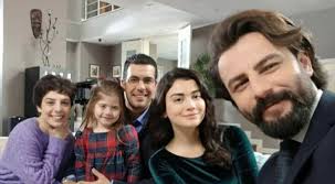 Yemin dizisinde suna rolünü kim sıla türkoğlu'nun yemin dizisinde oynadığı suna karakterinin kısa açıklaması ve resmi. Yemin Dizisi Konusu Oyunculari Hint Kore Magazin