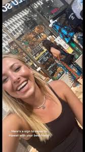 Gabrielle Cunningham (@gabbycunny)