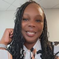 Carissa Banks's Instagram, Twitter & Facebook