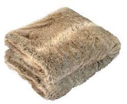 Welche features gibt es beim kaufen zu beachten? Kinzler Wohndecke Fellimitat Wolf 150 X 200 Kaufland De