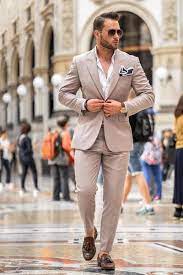 Comment Porter Un Costume Beige Psm Costume En Lin Costume Beige Mode Homme
