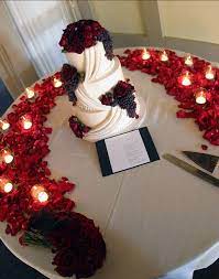 The Weddinglinks Co Wedding Coach Reception Desserts Wedding Cakes Alternatives Wedding Cake Table Wedding Decorations Wedding Centerpieces