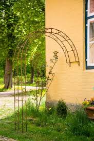 Mit Dem Wandrosenbogen Zaubern Sie Einen Rosentunnel In Ihren Garten Aus 12mm Massiveisen Jetzt Online Bestelle Rosenbogen Metall Rosenbogen Sommerpflanzen