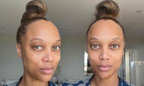 Tyra Banks Posts Photos Without Makeup Or A Wig In Rare Glimpse Of The Supermodel S Natural Beauty Daily Mail Online