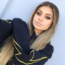 Susan Ocasio's Instagram, Twitter & Facebook