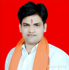 मित्रो मुझे आपके सयोग की आवश्यकता है...