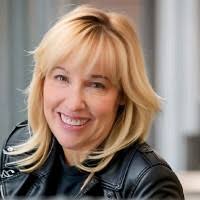 Maria Lofton's Instagram, Twitter & Facebook