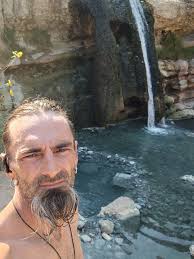 Who needs the waterfalls in SIN when you have Soylent Green Falls in MIA?