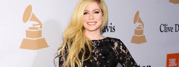 Résultat de recherche d'images pour "avril lavigne"
