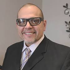 Diamond Properties/ Felipe Rea