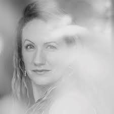 Anna Sideris's Instagram, Twitter & Facebook