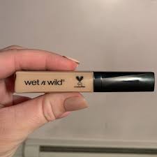 Rs.150 off for new users! Photo Focus Concealer Wet N Wild
