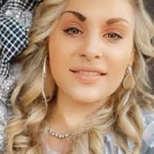 Shelby Farris's Instagram, Twitter & Facebook