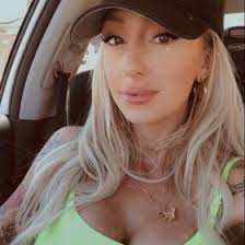 Emily Corona (emmetheband)