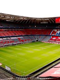 Die ungewöhnliche geschichte der therese prinzessin von bayern. Testspiel Tickets Vergriffen Fc Bayern Gegen Neapel Vor 10 000 Fans