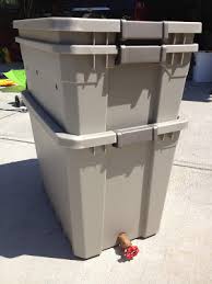 No, you can't use all scraps but you can use all those vegetable scraps you would if you notice the worms climbing the sides of the tote, chances are it is to wet and they can't get enough air. How To Build A Worm Bin Part 1 Zombie Apocalypse Survivalistes