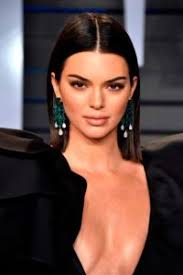 KENDALL JENNER. BIOGRAFIA 2