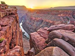 Grand canyon revolved around six residents from various backgrounds whose lives intertwine in modern day los angeles. Grand Canyon Officials Say Tourists Are Still Going To The Rim S Edge Insider