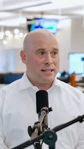 What’s driving US equities — and where are the most promising opportunities  now? John Flood, head of Americas Equities Sales Trading, discusses with  Chris Hussey