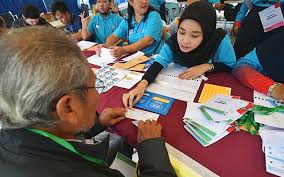 Menurut beliau, kerajaan dilihat tidak peka terhadap bebanan dihadapi rakyat sehingga ada yang mengambil jalan pintas dengan &#039;membunuh diri&#039;. Over 11 000 Votes For Pkr Deputy Presidency Missing Rafizi S Camp Claims Free Malaysia Today Fmt