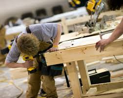 Möchten sie einen kleiderschrank aus massivem holz bauen, finden sie leimholzplatten in verschiedenen holzsorten. Mobel Selbst Bauen Heimwerker Tipps