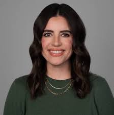 Janet Nazario's Instagram, Twitter & Facebook