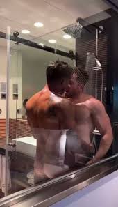 @Celebrities_Boys video Tweet