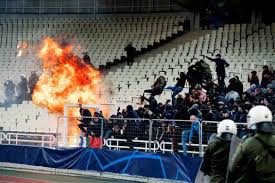 Anderlecht leidt met 71 namen, club brugge heeft er 37. Anderlecht Straft Verdediger Na Steun Voor Hooligans Aek Athene Buitenlands Voetbal Ad Nl