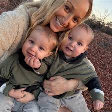 So just been watching "Smoochy Kiss", (and it probably features in other  episodes too) but why