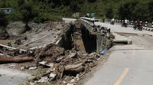 Nepal-Tibet: More than 350 killed in Nepal as experts warn of possible second flood — BBC
