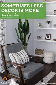 Sometimes Less Decor Does More For A Space Minimalshelfstyling In 2020 Home Accessories Home Decor Home