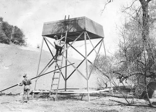 Charles Mallory Hatfield (July 15, 1875 – January 12, 1958) was an American  "rainmaker". https://en.m.wikipedia.org/wiki/Charles_Hatfield  https://www.latimes.com/local/california/la-me-rainmaker-20150526-story.html  Charles Hatfield and the 1916 ...