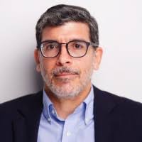 60+ perfiles de «Carlos Barria»