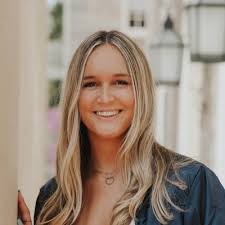 I'm happy to share that I'm beginning my journey as an MSW Candidate at the  Columbia School of Social Work! Thank you to everyone who has supported me  along the way, I