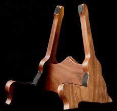 In this video, we are making a round coffee table with storage! Willowdrum Musical Creations Harbor Guitar Stands Wood Guitar Stands Guitar Stands Wood Guitar Stand Guitar Stand
