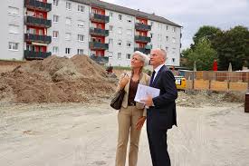 Noch bis 2020 werden in dem wohngebiet 15 hochhäuser mit 357 wohnungen saniert. Nur 12 Monate Bauzeit Swsg Baut In Hausen Mit Einem Neuartigen Systembau Weilimdorf De