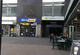 It is located on the berlin stadtbahn railway line in the charlottenburg district, adjacent to the berlin zoo. Reisebank Saarbrucken Saarbrucken