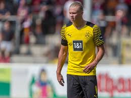 € * 21.07.2000 in leeds, england Daily Schmankerl The Latest On Bayern Munich S Potential Pursuit Of Erling Haaland Psg Rejects Real Madrid Bid For Kylian Mbappe Julian Draxler Perfect For Liverpool Chelsea Manchester United Chasing Saul Niguez And