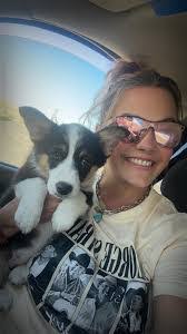 Carrie Wicker's Instagram, Twitter & Facebook