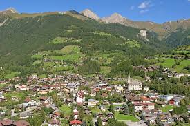 Ganz im süden, sozusagen am sonnenhang der alpen, liegt lienz, nah an der grenze zu italien. Matrei In Osttirol Lienz District Top Destination Abby The Traveler Sg Abbythetraveler Com