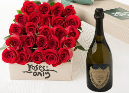 Our flower arrangements are some of the most beautiful you'll find in new york city. Same Day Flower Delivery Roses Only Singapore Online Florist