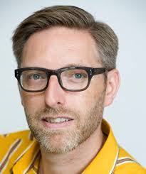 Jane Strong's Instagram, Twitter & Facebook