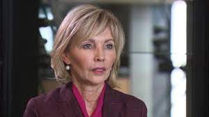 Vor einem jahr ließ sich das paar scheiden. Doris Schroder Kopf Hatte Nach Herz Op Zwei Schlaganfalle