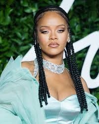 Rihanna's not only a trendsetter in fashion, but also in the beauty world. Rihanna Just Got A Full On Mullet And It S Incredible