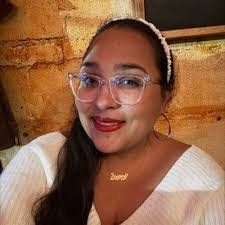 Maureen Bellucci's Instagram, Twitter & Facebook