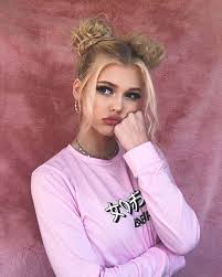 Grab an elastic and gather the upper part of your hair at the back in a messy bun. 64 Adorable Short Hair Updos That Are Supremely Easy To Copy Ecemella