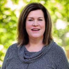 Laurel Palmer's Instagram, Twitter & Facebook