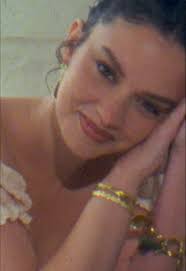 a song for all of my hopeless romantics who’s hearts remain soft &  resilient even after every heartache 🤍🙋🏻‍♀️ “memory foam” coming may  16th 💐 presave my new album “fall in love with her” coming june ...