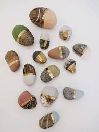 But there is another side to rocks. 27 Best Diy Pebble And River Rock Decor Ideas And Designs For 2021